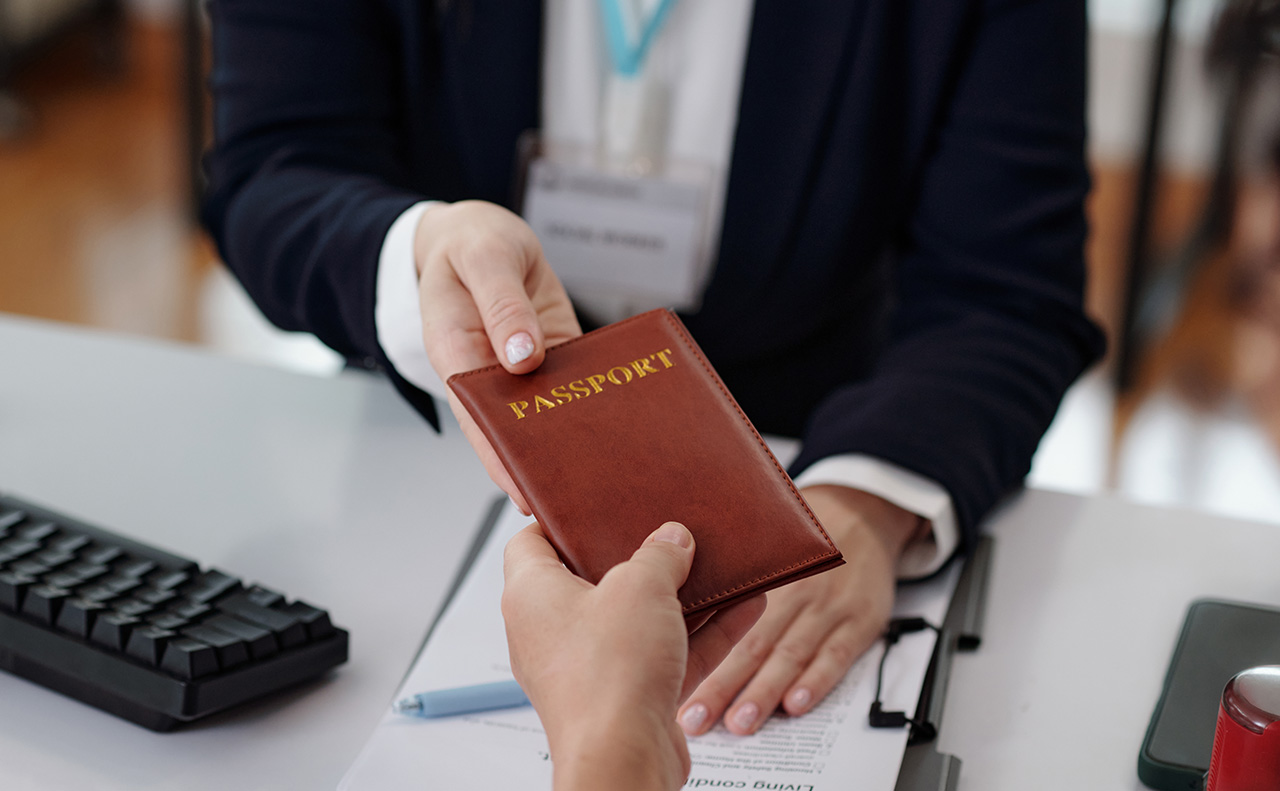 Socio economic factors in visa approval شرایط اجتماعی و اقتصادی در ویزا